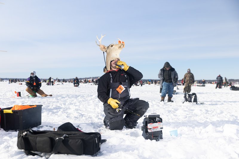 Experience the Thrill of Ice Fishing Live in a UK Casino Setting